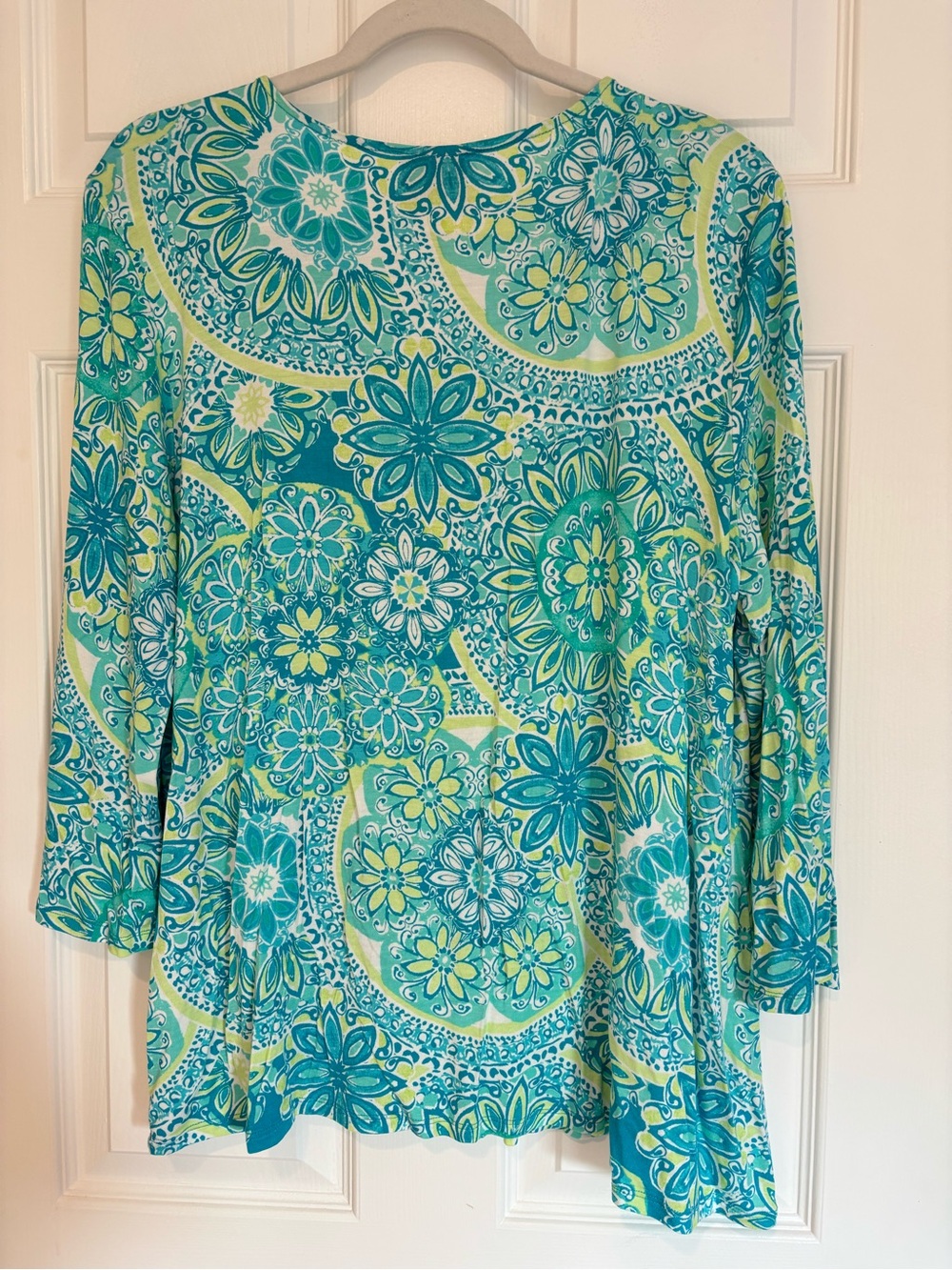 Ruby Rd. Turquoise and Lime Floral V-Neck 3/4 Sleeve Tunic - Large - Picture 7 of 11